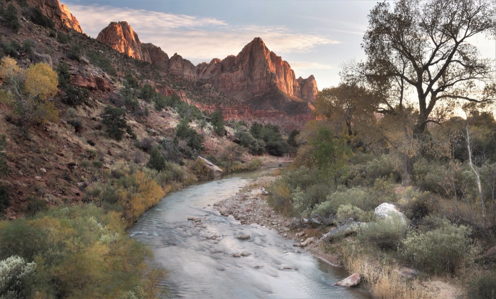 A sandstone canyon landscape in a national park